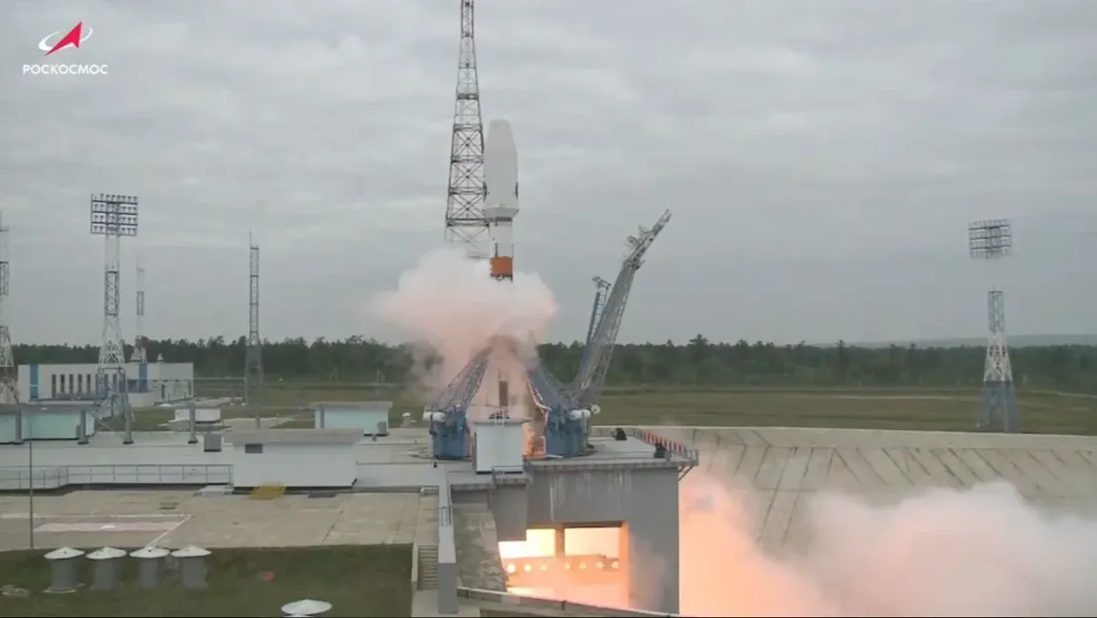 С космодрома Восточный запустили ракету с первой в современной истории России лунной станцией «Луна-25»