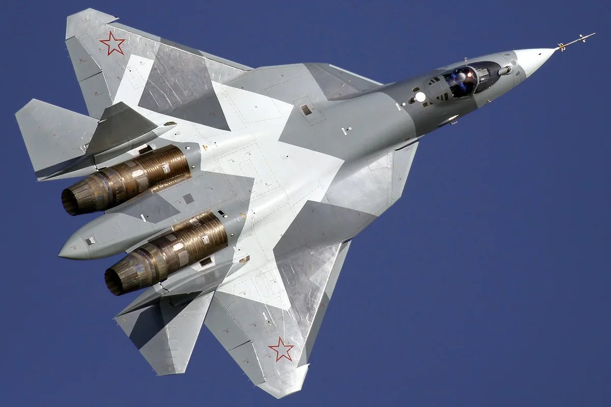 A Su-57 during a demonstration flight at the MAKS-2011 air show. Photo: Wikimedia