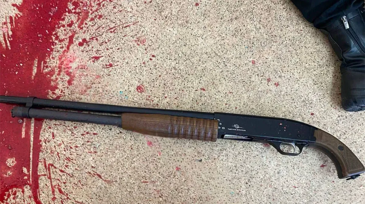 Школьница устроила стрельбу в брянской гимназии и покончила с собой. Главное