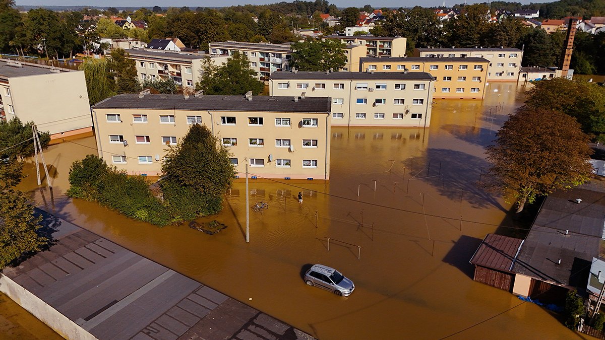 Вид затопленной территории в Скорогощ, Польша, 17 сентября 2024 года. Фото: Michal Meissner / EPA-EFE