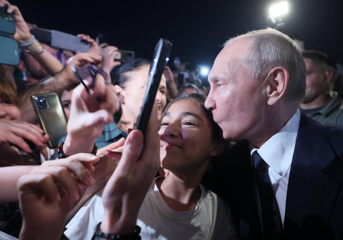 Владимир Путин во время рабочей поездки в Дербент, Дагестан, 28 июня 2023 г. Фото: Гавриил Горигоров / EPA-EFE