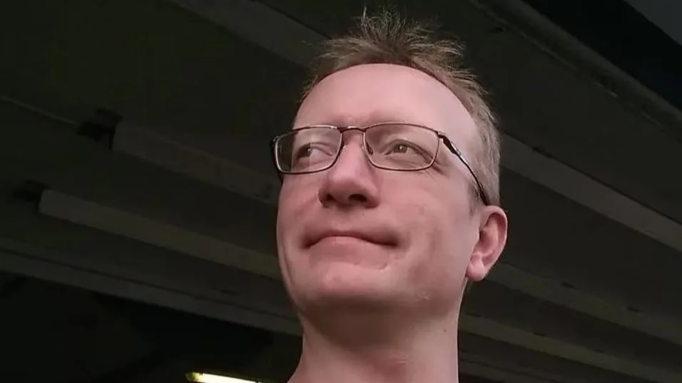 Россиянина с бельгийским гражданством задержали на границе и обвинили в госизмене за перевод денег бывшей девушке