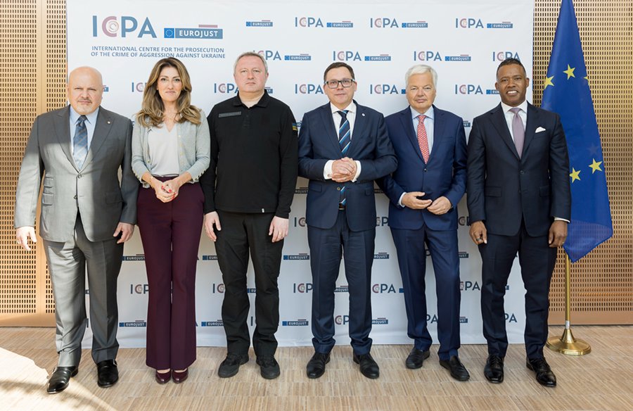 ICC Prosecutor Karim A.A. Khan, Justice Minister of the Netherlands Ms Dilan Yeşilgöz-Zegerius, Prosecutor General of Ukraine Andriy Kostin, Eurojust’s President Ladislav Hamran, European Commissioner for Justice Didier Reynders and Assistant Attorney General Kenneth A. Polite. Photo: Eurojust