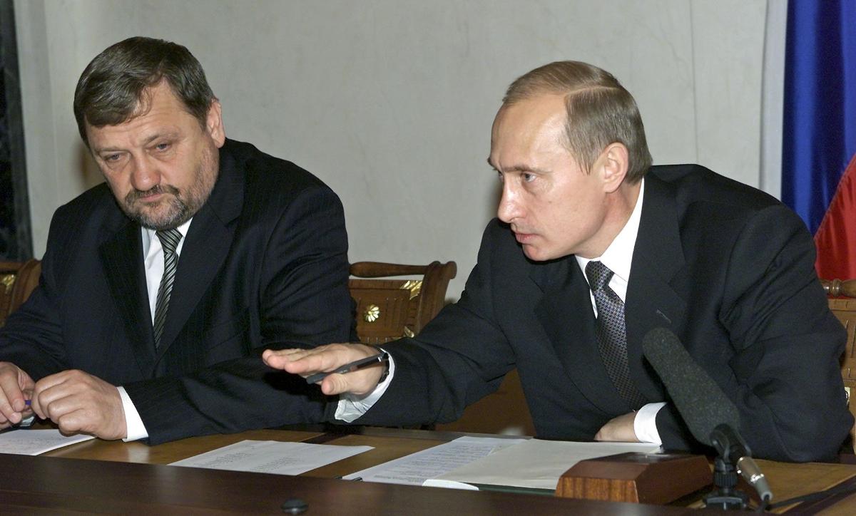 Putin and Akhmad Kadyrov at a meeting in the Kremlin, November 2002. EPA PHOTO EPA/YURI KADOBNOV