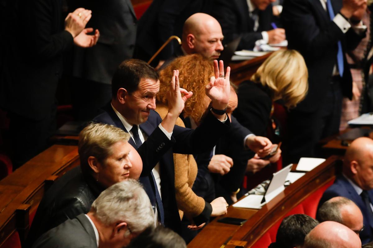 Французский парламент во время обсуждения пенсионной реформы, 6 февраля 2023 года. Фото: EPA-EFE / TERESA SUAREZ