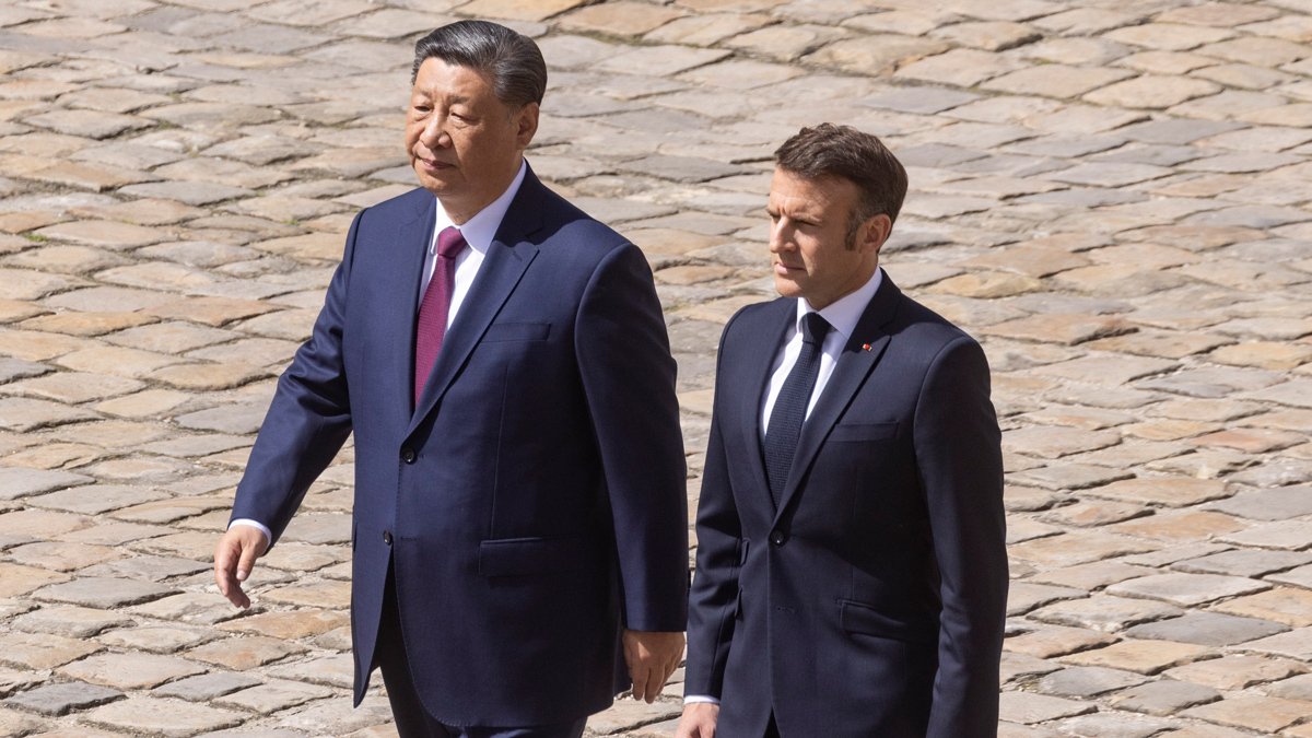 Presidenti francez Emmanuel Macron dhe presidenti kinez Xi Jinping në Paris, Francë, 6 maj 2024. Foto: Andre Pain / EPA-EFE
