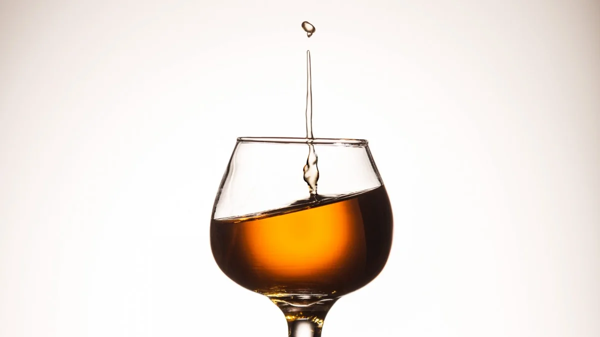 Как называется яд, которым отравили Навального и других известных российских деятелей? 