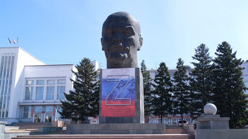 «Голова Ленина, флаг России, знак Z — наша новая эклектика»
