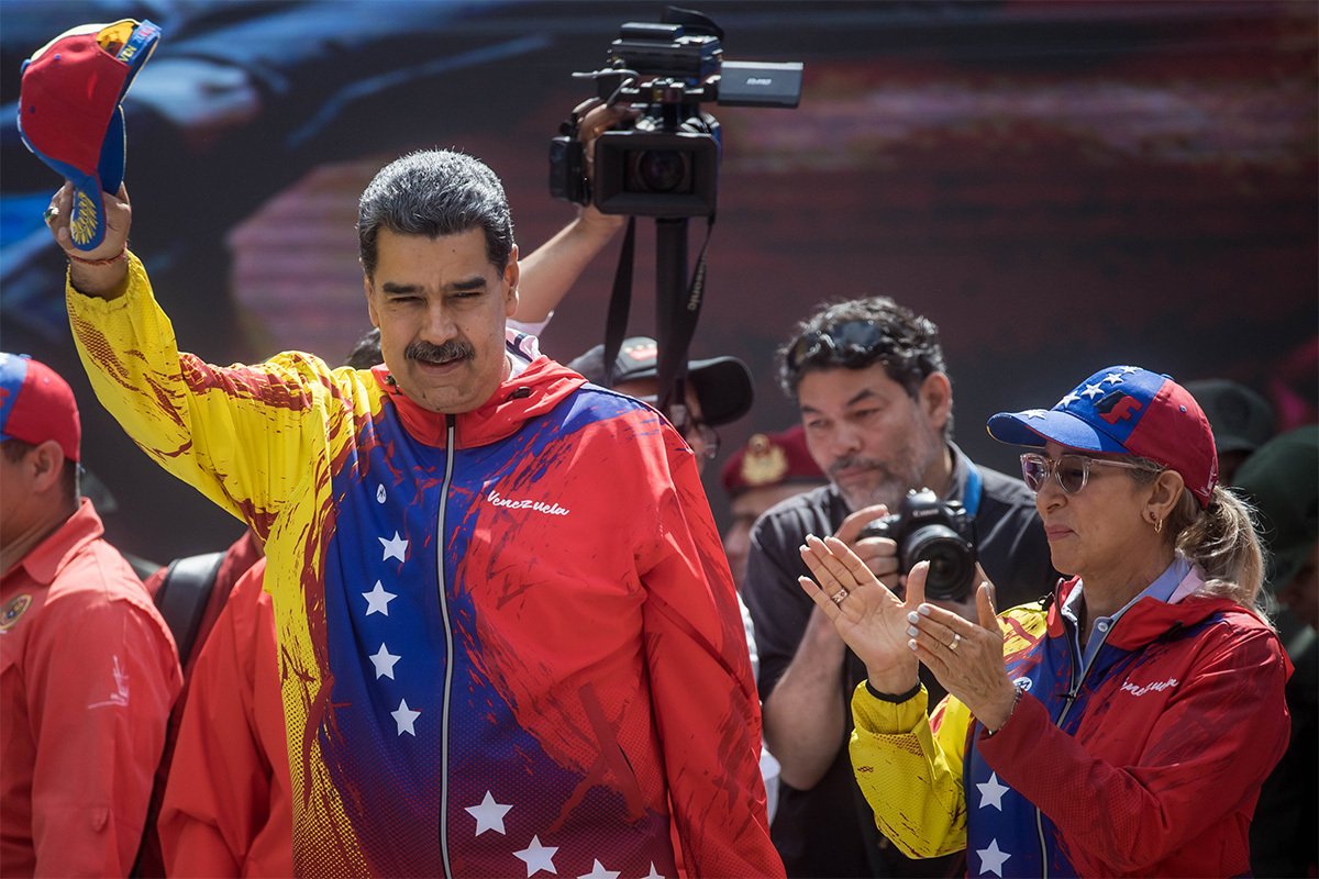 Николас Мадуро и Силья Флорес во время годовщины провозглашения бывшим президентом Уго Чавесом «антиимпериалистической страны», Каракас, Венесуэла, 29 февраля 2024 года. Фото: Miguel Gutierrez / EPA-EFE