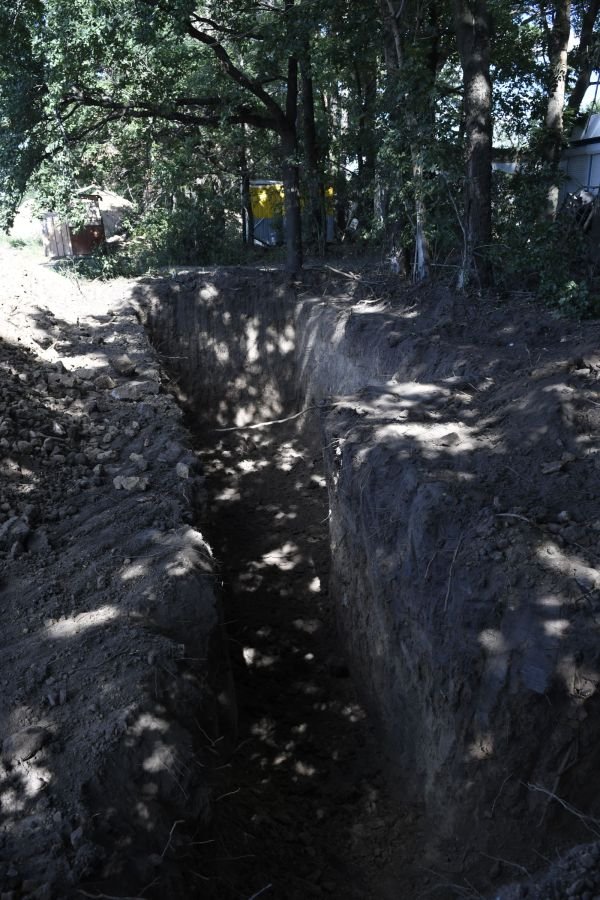 Trench ready to be used, in case the Russian troops appear near the fields. Photo: Jens Alstrup