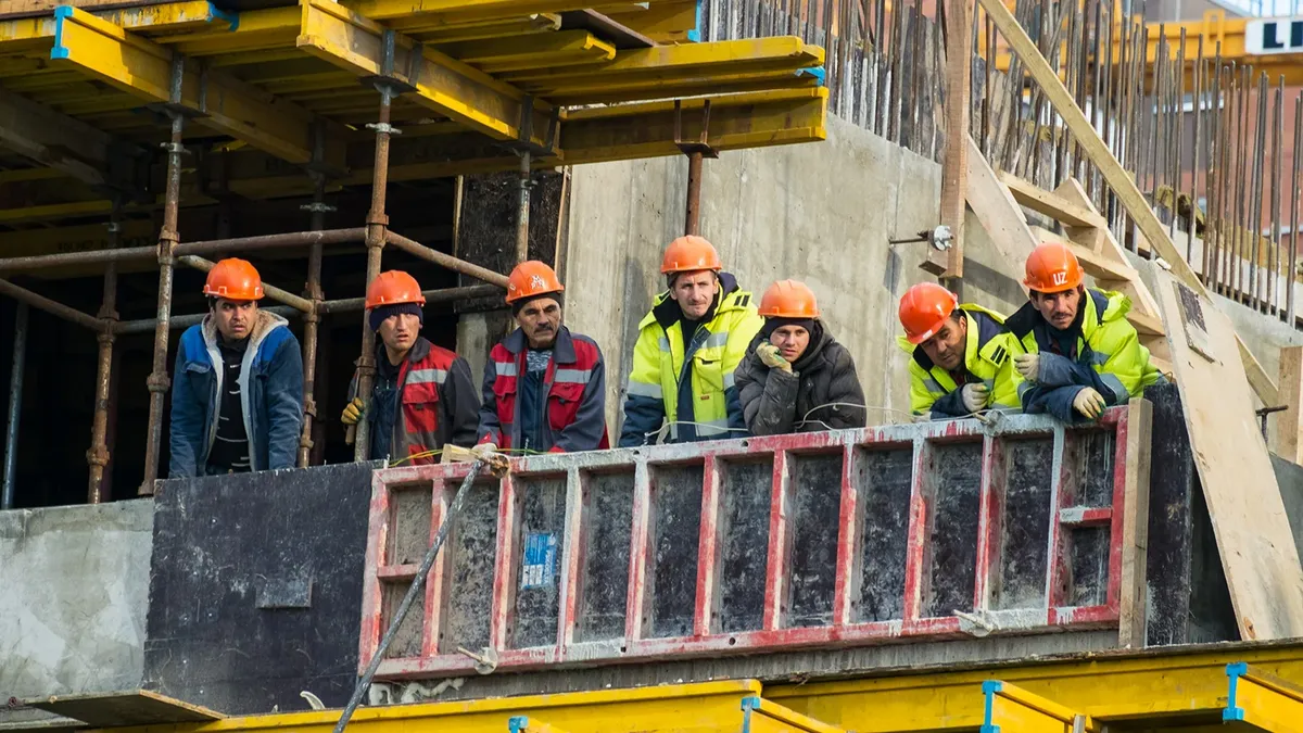 В России разработали адаптационный курс для трудовых мигрантов из Центральной Азии