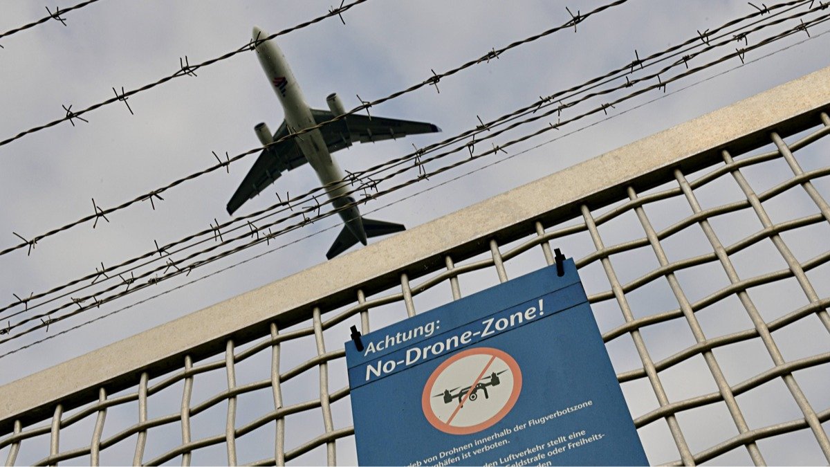 Первая гибридная