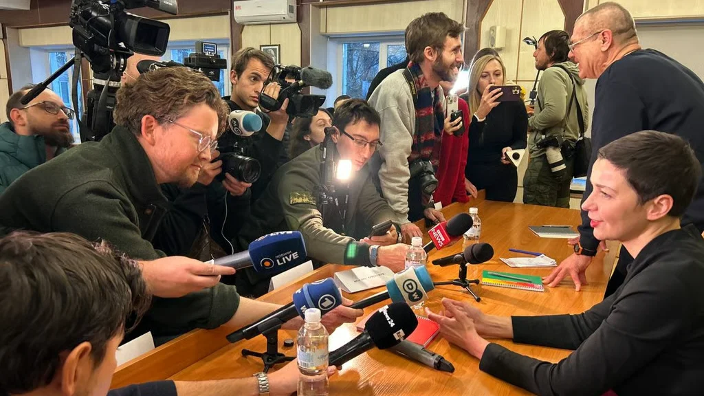 Изображение материала