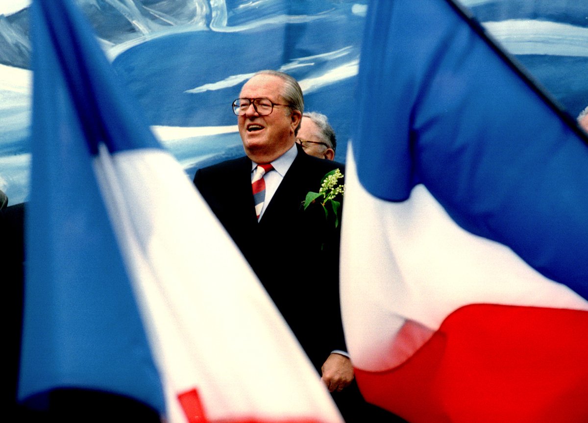 Жан-Мари Ле Пен на митинге Национального фронта, 1 мая 1995 года. Фото: Charles Platiau / Reuters / Scanpix / LETA