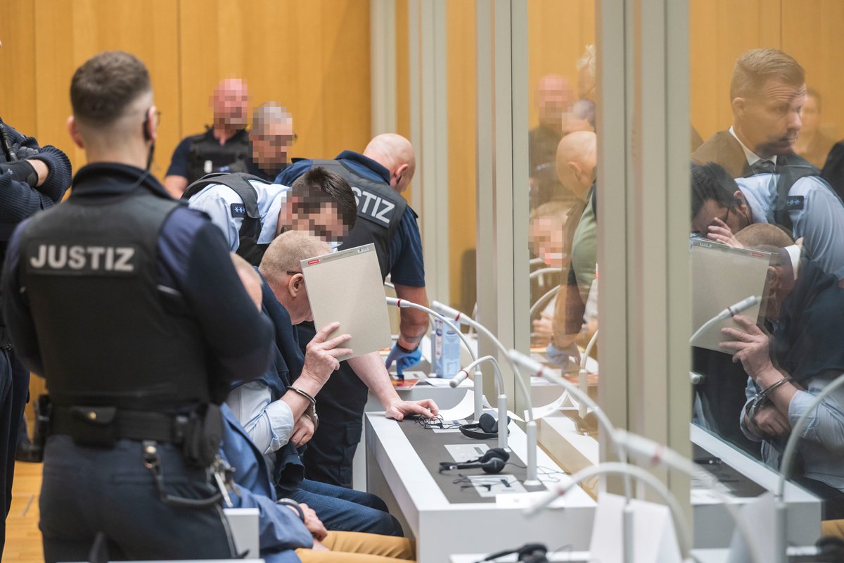 Суд над «рейхсбюргерами» в Штутгарте, Германия, 29 апреля 2024 года. Фото: Thomas Lohnes / EPA-EFE