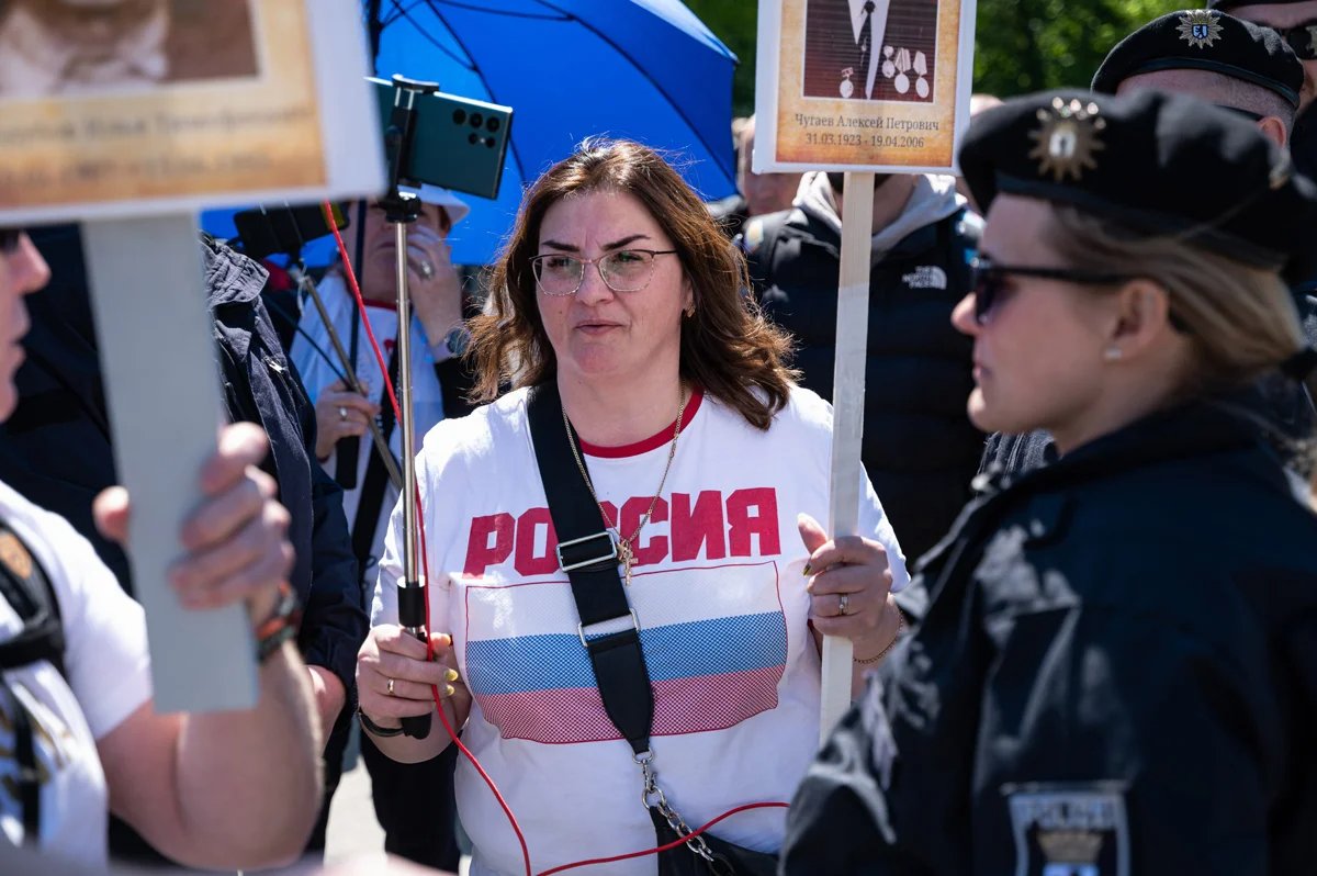 A pro-Russian demonstrator at a Victory Day rally, Berlin, 9 May 2023. Photo: Caro / Schuelke / Scanpix / LETA