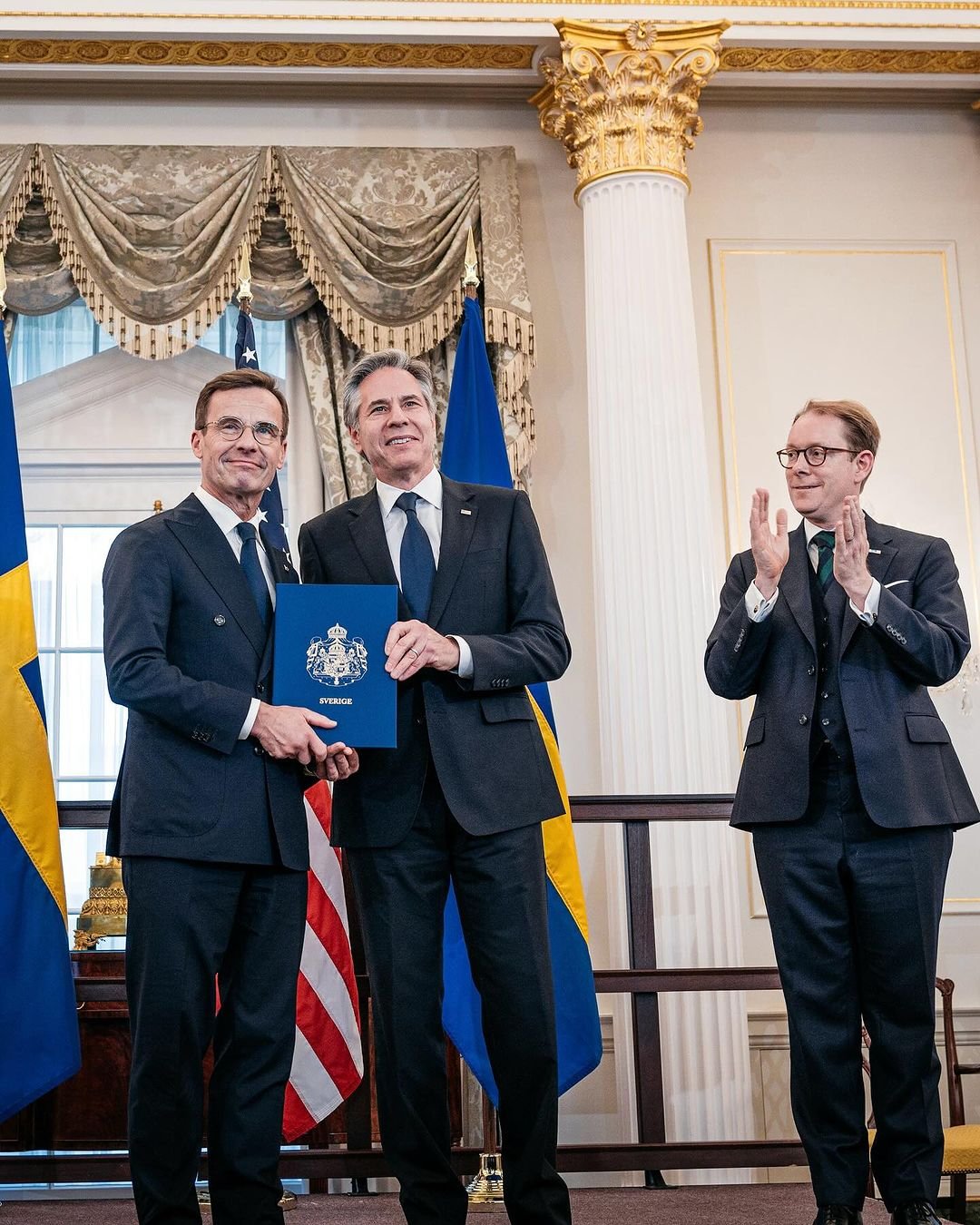 Премьер-министр Швеции Ульф Кристерссон и глава МИД США Энтони Блинкен после подписания договора о вступлении Швеции в НАТО, фото: Ульф Кристерссон / Instagram