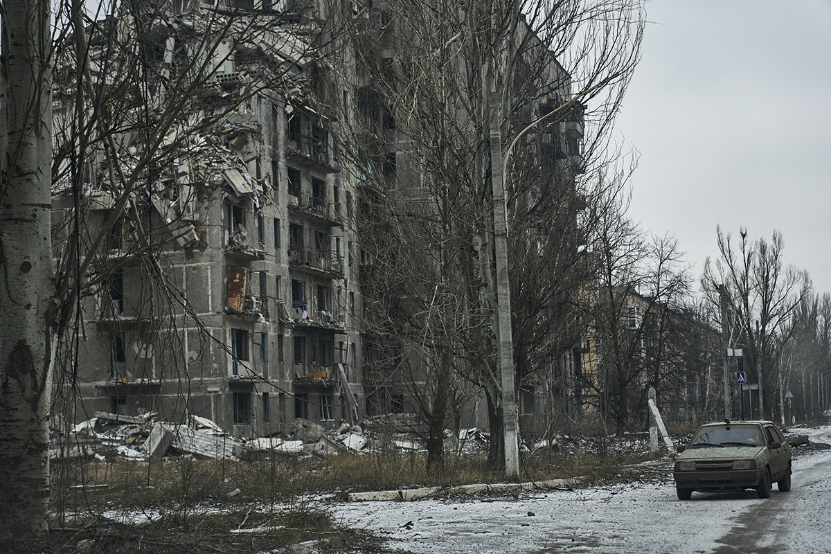Руины разрушенного города, 7 декабря 2023 года. Фото: Константин Либеров / Libkos / Getty Images