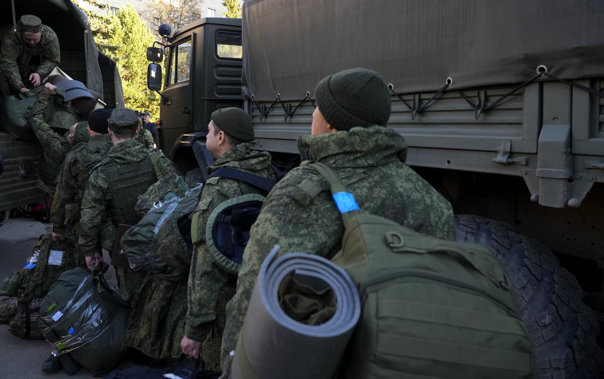 Российские добровольцы отправляются на войну в Украину. Фото: Getty Images