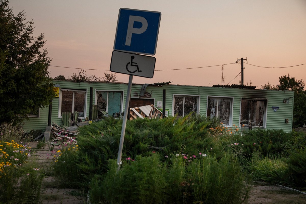 Село Безымено, разрушенное здание администрации. Фото: Анатолий Ольшанский