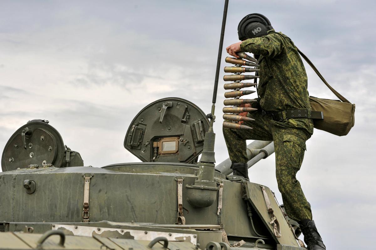 A Russian conscript undergoes military training in Russia’s southern Rostov region, 4 October 2022. Photo: EPA-EFE/ARKADY BUDNITSKY