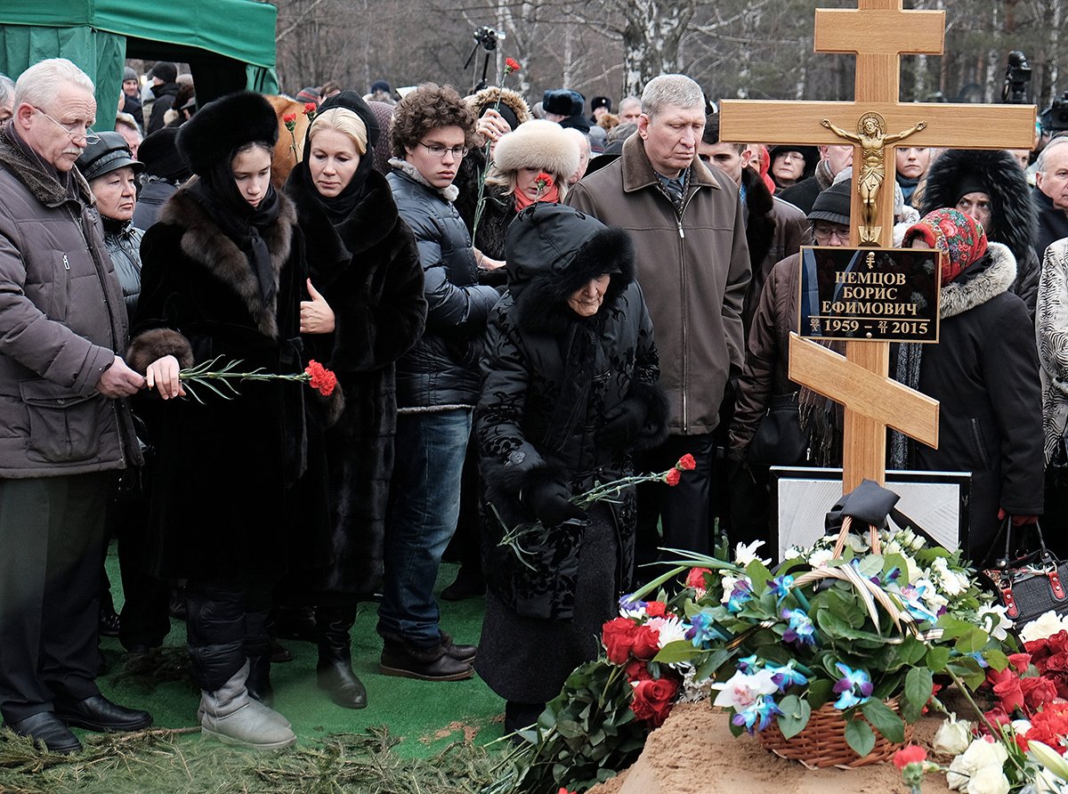 Похороны Бориса Немцова на Троекуровском кладбище в Москве, 3 марта 2015 года. Фото: Олег Никишин / Epsilon / Getty Images