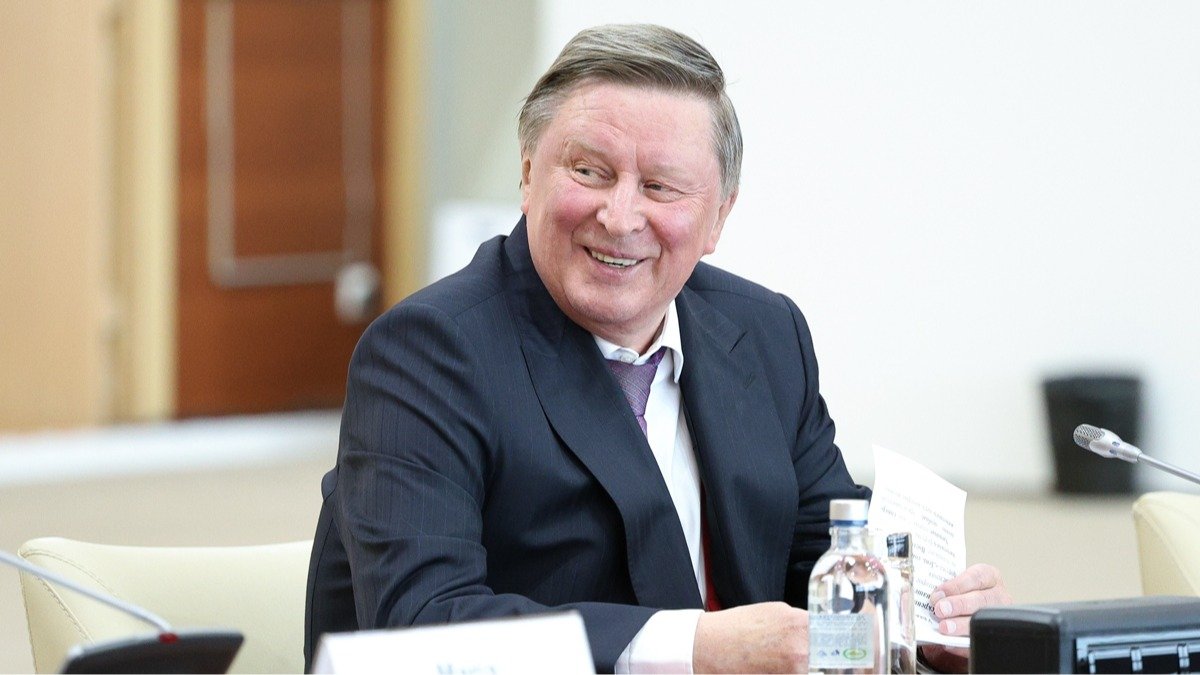 Почетная пенсия для друзей