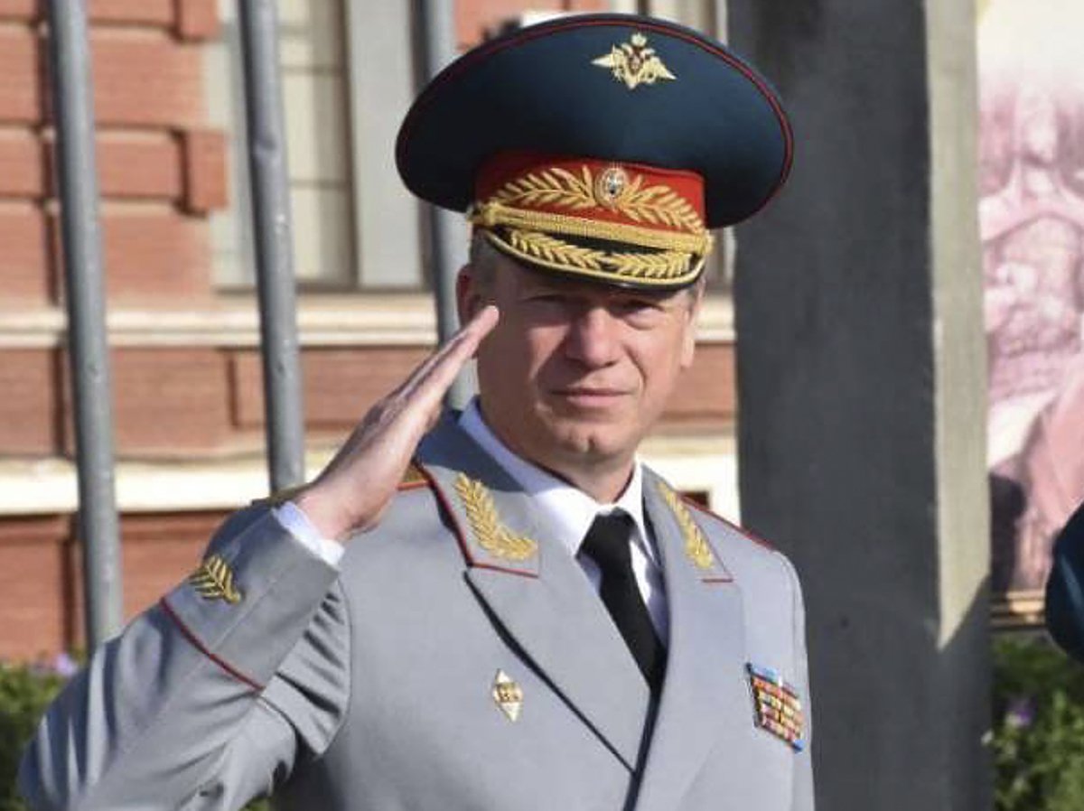 Gjenerallejtënant Yuri Kuznetsov gjatë një parade ushtarake në Akademinë Ushtarake Ruse në Krasnodar, Rusi. Foto: Shërbimi për shtyp i Ministrisë së Mbrojtjes së Federatës Ruse / AP / Scanpix / LETA