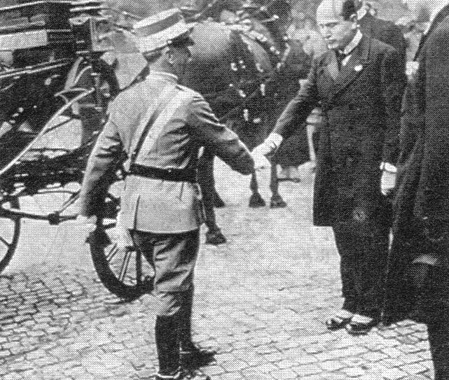 Король Виктор Эммануил III и Бенито Муссолини