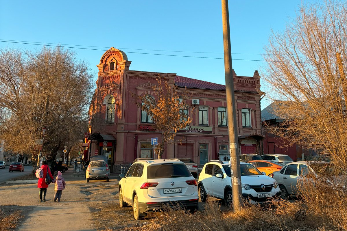 Одна из улиц в Старом городе Орска. Фото: «Ветер»