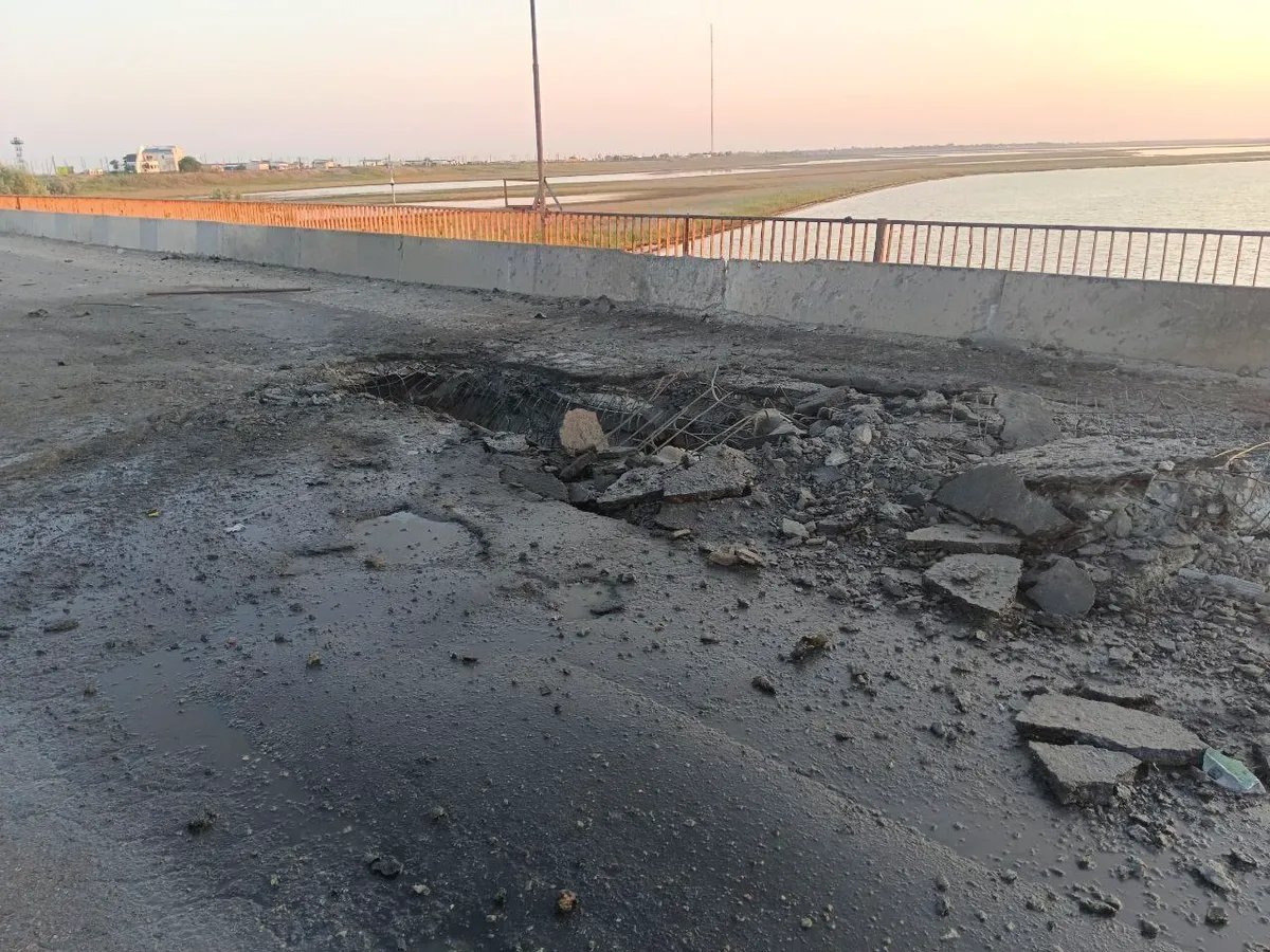 Chongar bridge after a strike. Photo: Russia-installed occupation official Vladimir Saldo / Telegram