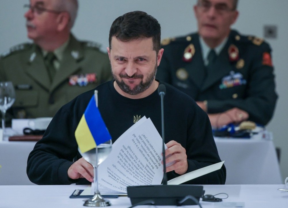 Ukrainian President Volodymyr Zelensky attends a meeting at the NATO headquarters in Brussels on 17 October. Photo: EPA-EFE/OLIVIER MATTHYS / POOL