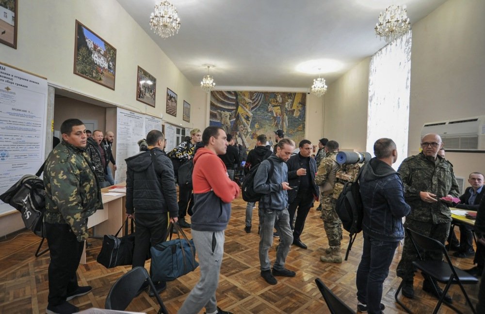 Russian conscripts arrive at a recruiting office in the southern Rostov region during the “partial mobilisation” in September 2022. Photo: EPA-EFE/ARKADY BUDNITSKY