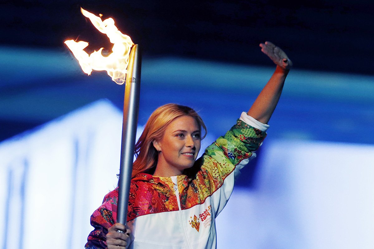 Мария Шарапова на церемонии открытия игр в Сочи, 7 февраля 2014 года. Фото: Barbara Walton / EPA