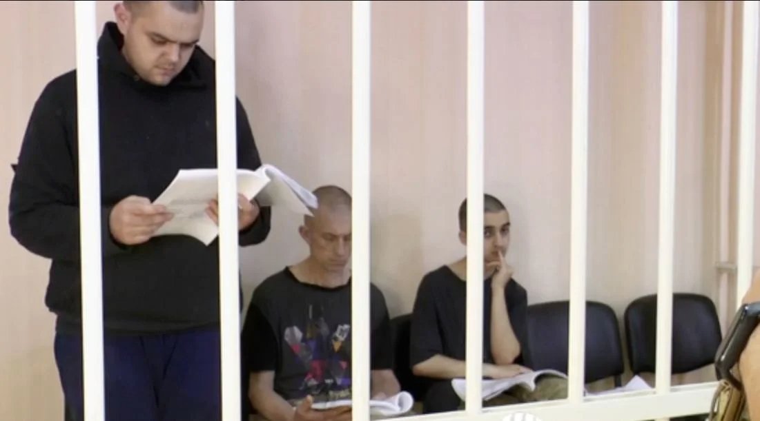Во время судебного заседания над гражданами Британии и Марокко. Скриншот видео РИА Новости