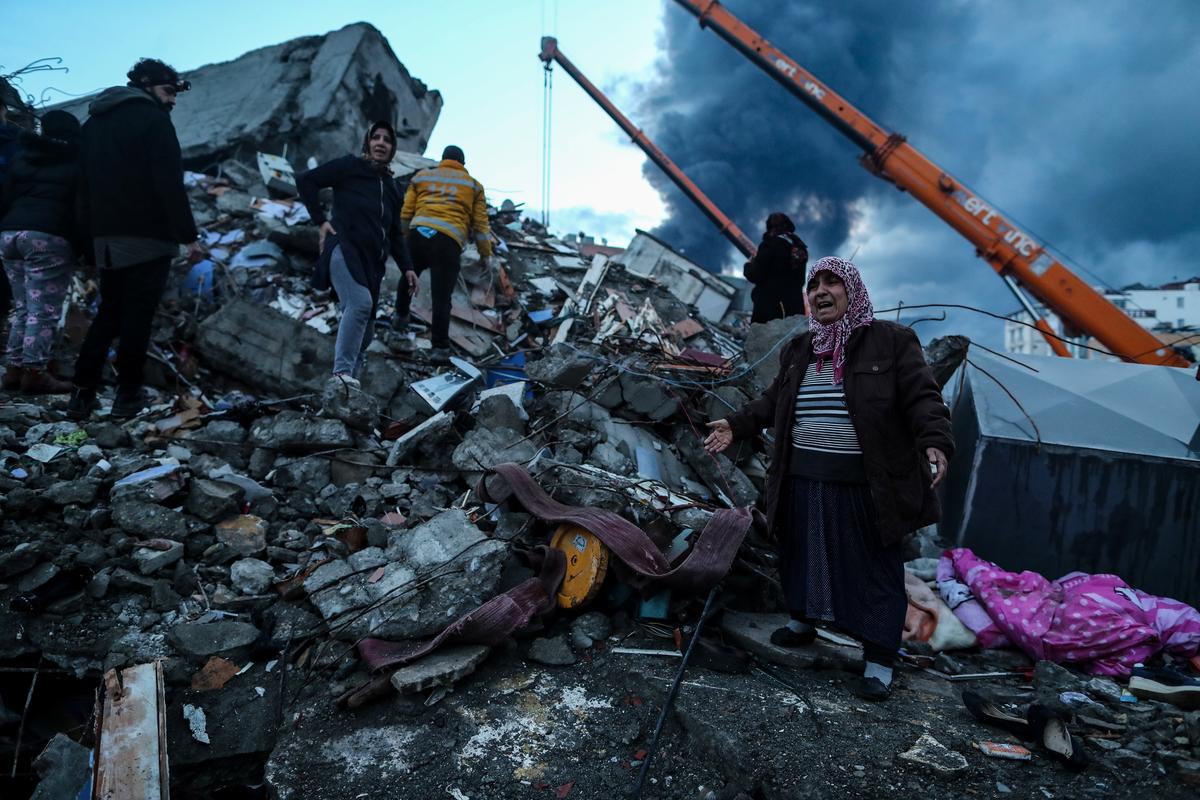 Последствия землетрясения в Искендеруне, округ Хатай, Турция, 07 февраля 2023 г. Фото: EPA-EFE/ERDEM SAHIN