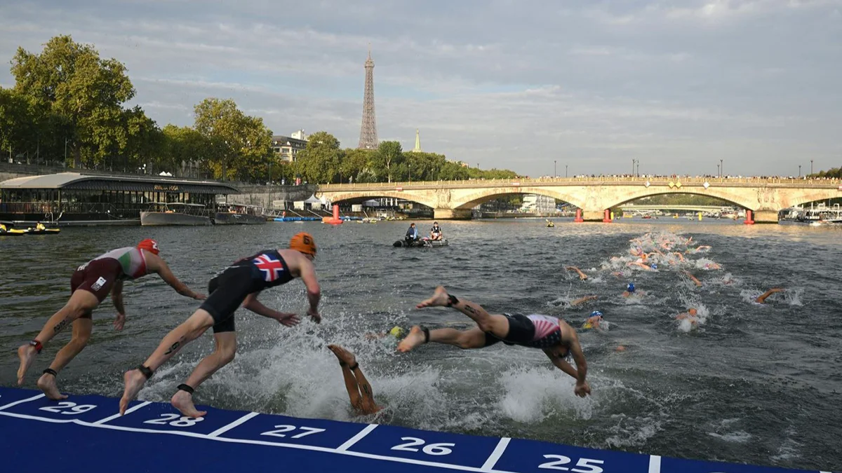 <p>Река Сена</p>