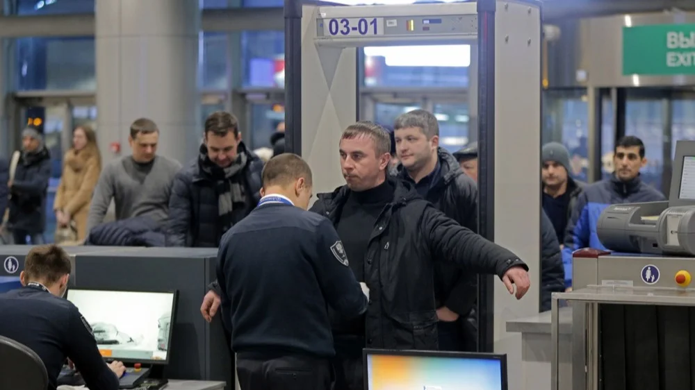 В аэропорту Домодедово задержали не менее 40 граждан Израиля