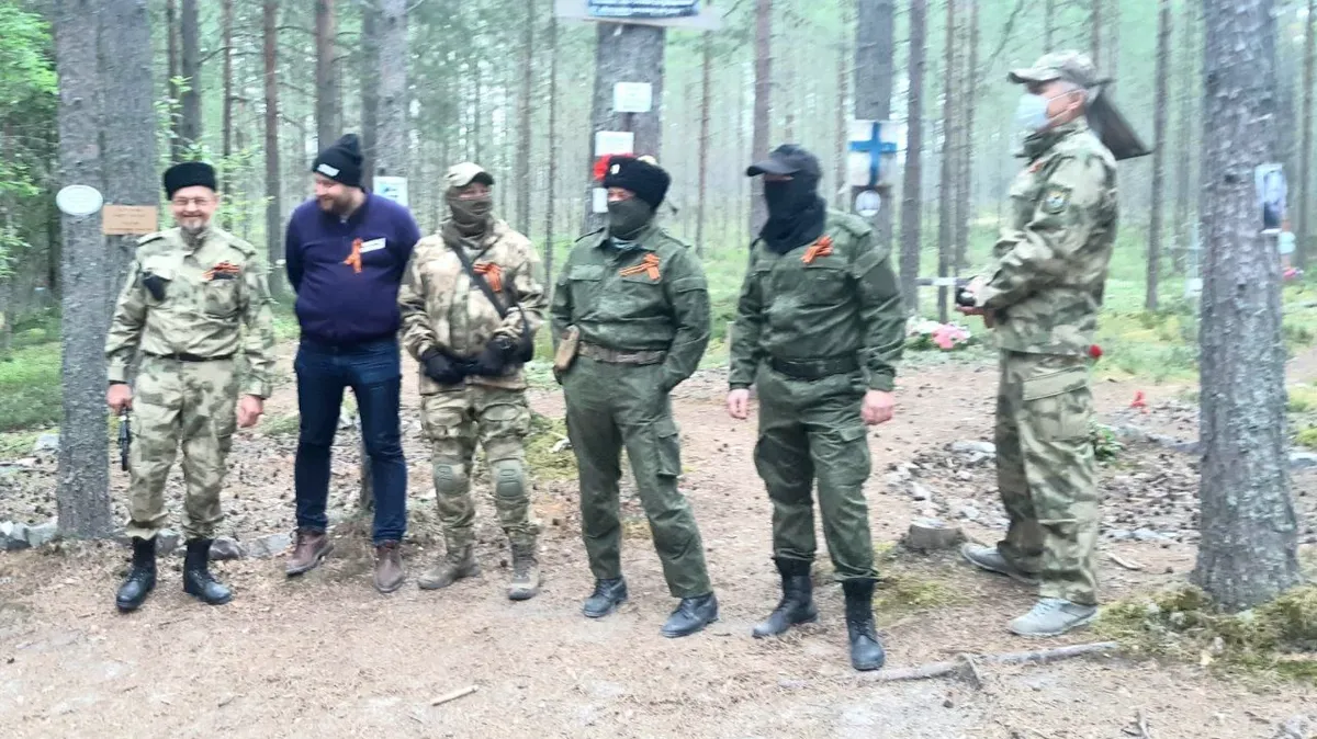 Ceremony honouring victims of Stalin’s terror disrupted by pro-government groups