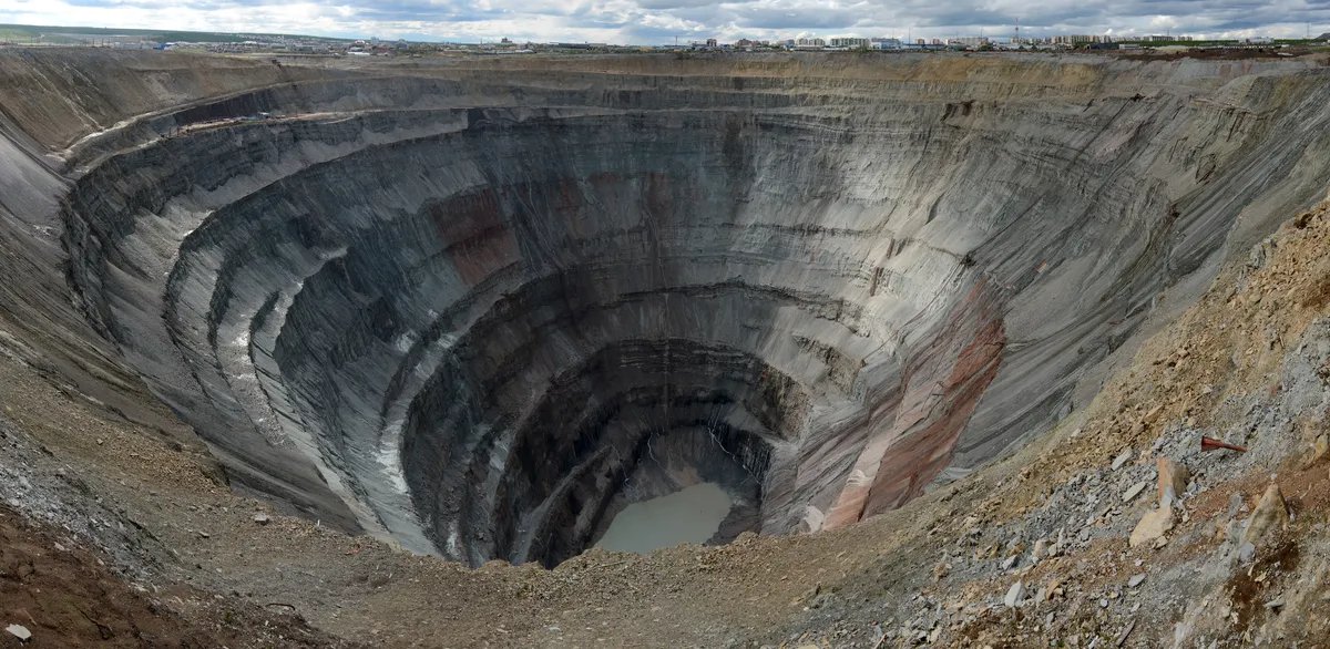 The Mir quarry in Mirny, Yakutia. Photo: Wikimedia Commons, CC BY-SA 3.0