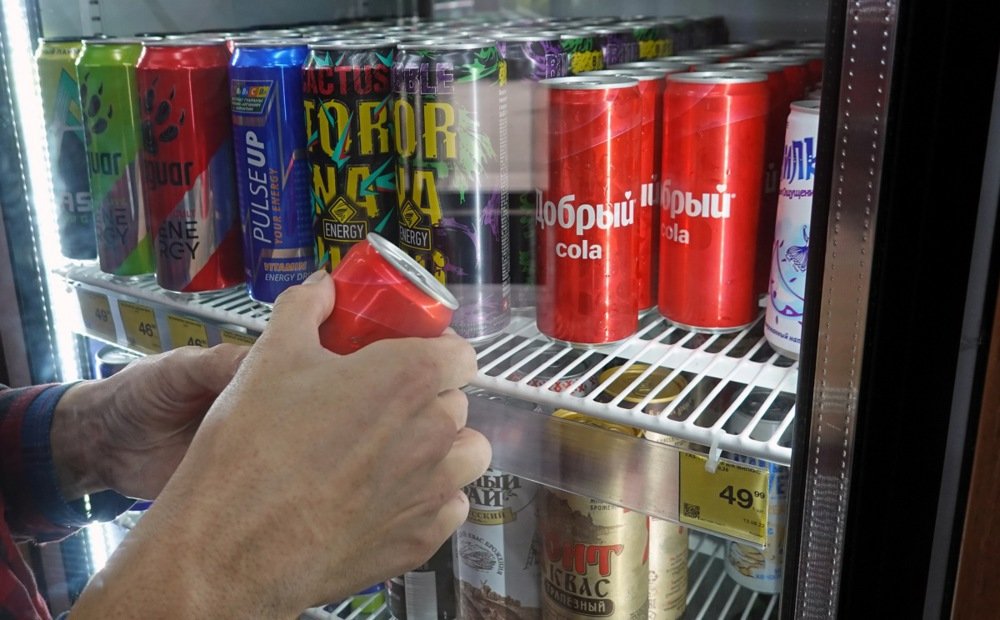 Dobry Cola, a new Russian brand produced to replace Coca-Cola, on sale in a Moscow supermarket, 16 September 2022. Photo: EPA-EFE/MAXIM SHIPENKOV