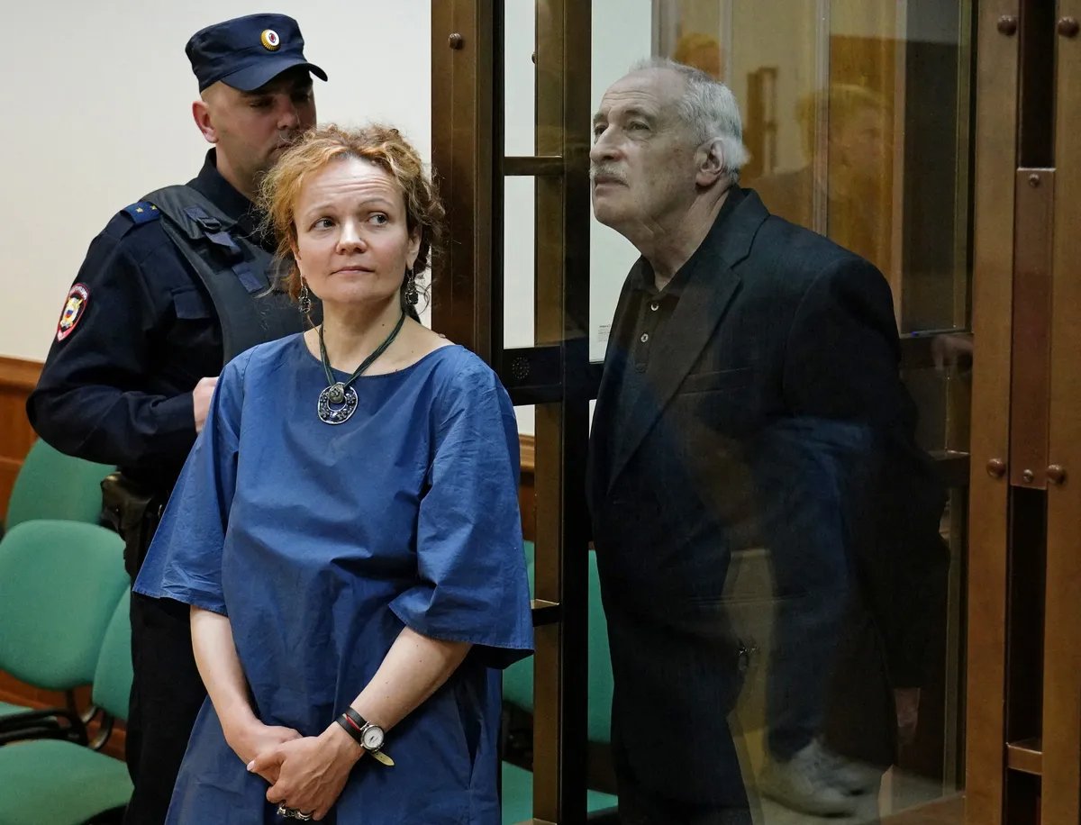 Valery Golubkin and his lawyer at a court hearing, 26 June 2023. Photo: Tatiana Gomozova / Reuters / Scanpix / LETA