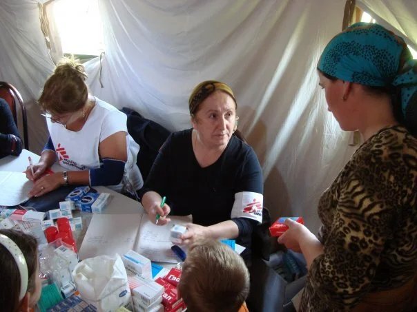 An MSF team provides aid to victims of the October 2008 earthquake in Chechnya. Photo: MSF / VK