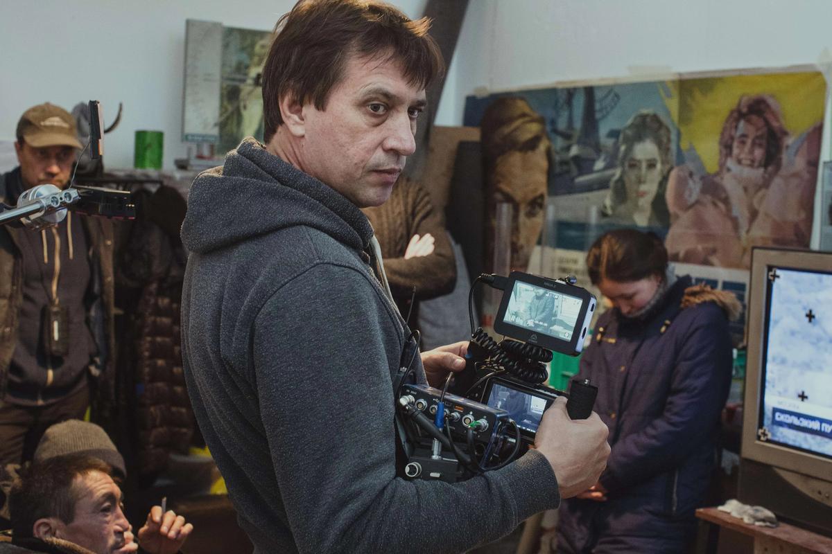 Сергей Дворцевой во время съёмок фильма «Айка». Фото: Денис Синяков / кинокомпания «Вольга»