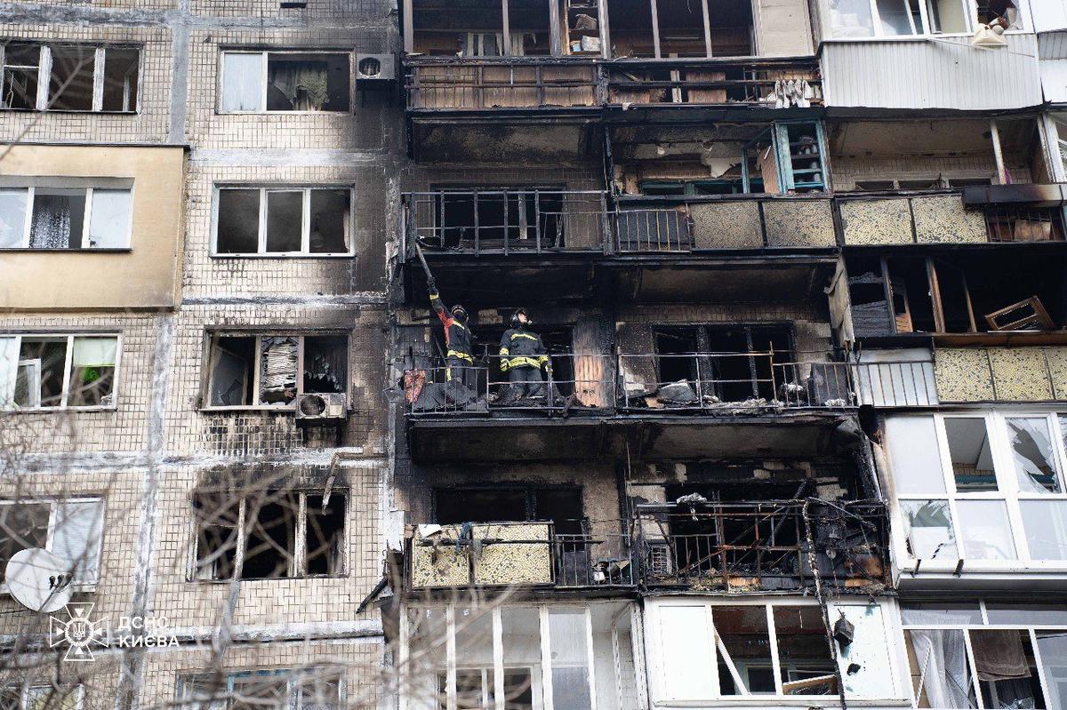 The aftermath of the missile strike on the Kyiv suburb of Vyshhorod. Photo: State Emergency Service of Ukraine