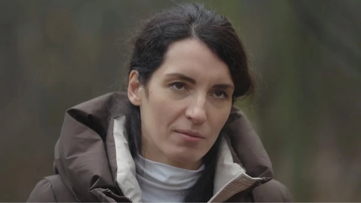 Yevgenia Khasis. Photo: Ostorozhno Sobchak / YouTube