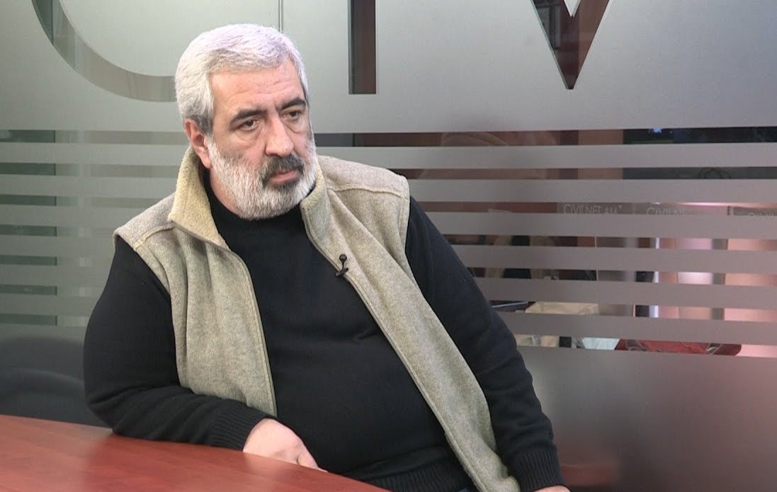Тигран Паскевичян, писатель, главный редактор независимого портала Aliq media. Фото: скрин  видео