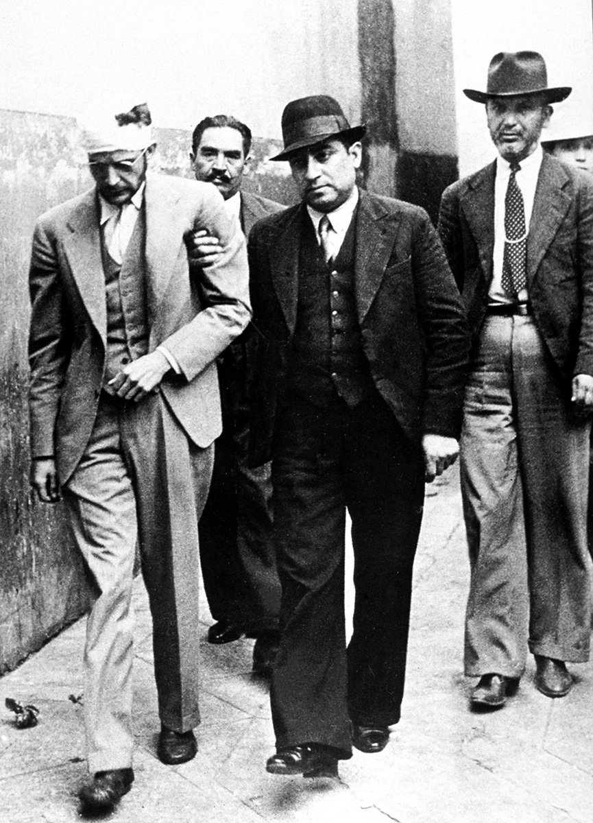 Жак Морнар, он же Рамон Меркадер, арестованный после убийства Льва Троцкого в августе 1940 г. Фото Apic / Getty Images