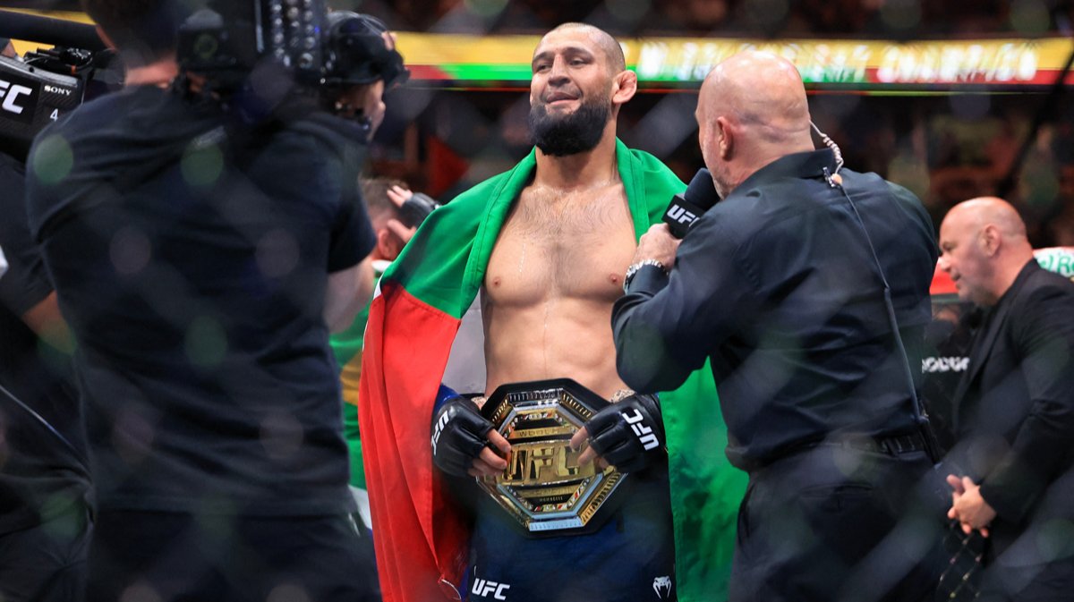 Награда для Адама. Кадыровский боец Хамзат Чимаев стал первым чемпионом UFC из Чечни. «Новая-Европа» рассказывает его историю