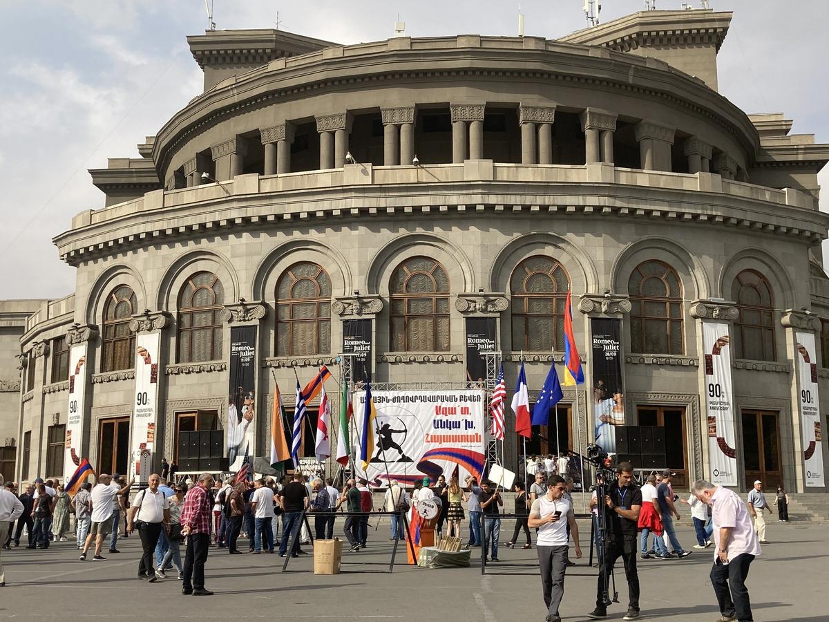 Митинг в Ереване. Фото: Ирина Купряхина, специально для «Новой газеты. Европа»